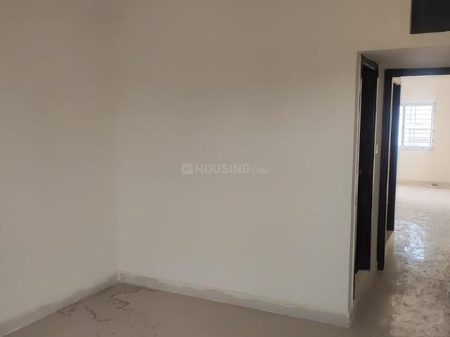 2 BHK Apartment in Hafeezpet for resale Hyderabad. The reference number is 19892703