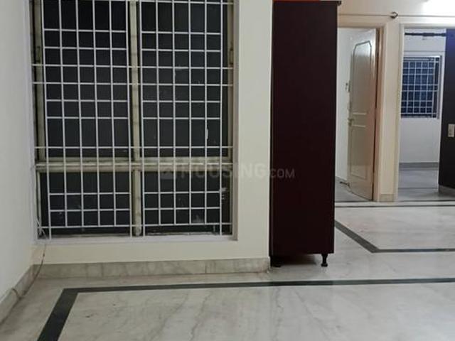 2 BHK Apartment in Halasuru for rent Bengaluru. The reference number is 20596004