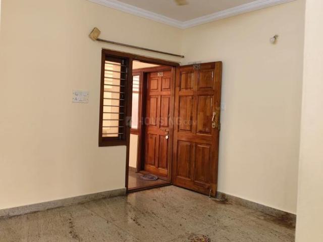 2 BHK Apartment in Halasuru for rent Bengaluru. The reference number is 21228522