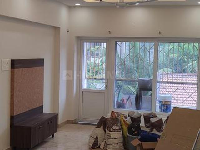 2 BHK Apartment in Hampankatta for rent Mangalore. The reference number is 20290768