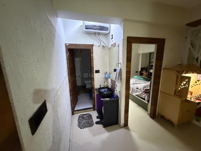 2 BHK Apartment in Hansol for resale Ahmedabad. The reference number is 20886710