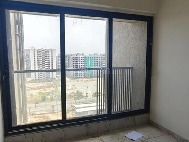 2 BHK Apartment in Hanspura for rent Ahmedabad. The reference number is 18939947