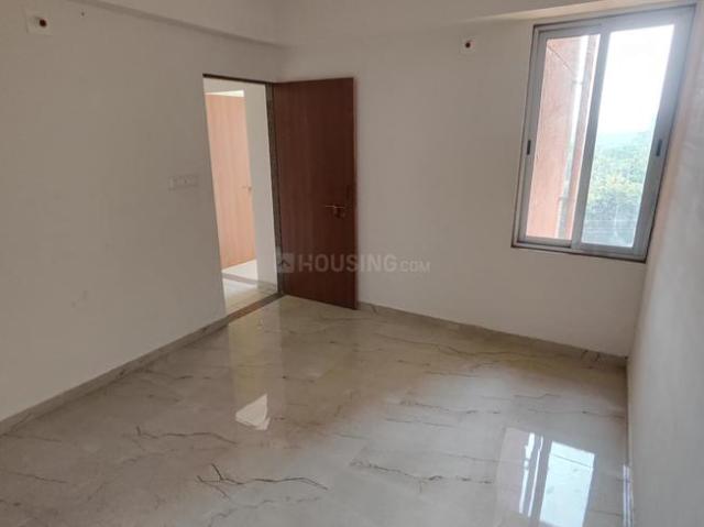 2 BHK Apartment in Hanspura for rent Ahmedabad. The reference number is 18939973