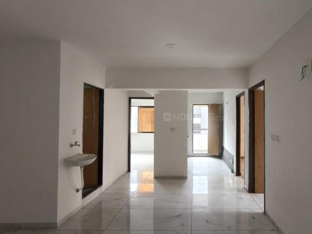2 BHK Apartment in Hanspura for rent Ahmedabad. The reference number is 21157069