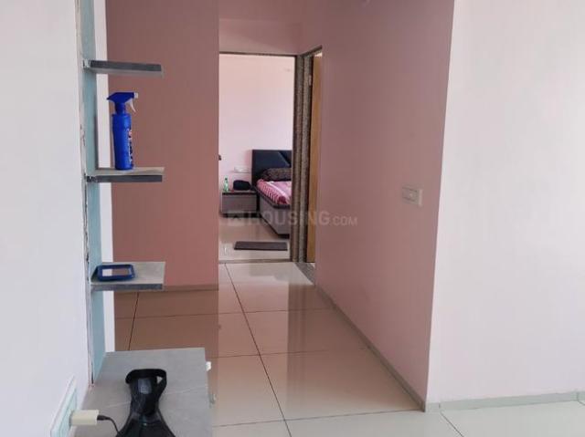 2 BHK Apartment in Hanspura for rent Ahmedabad. The reference number is 21169098
