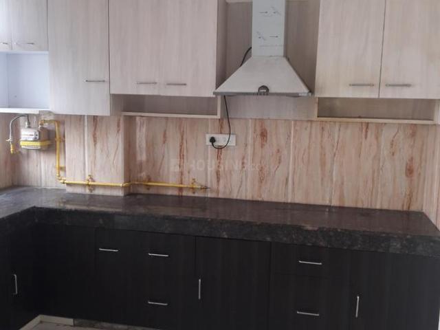 2 BHK Apartment in Harsh Nagar for rent Kanpur. The reference number is 21001246