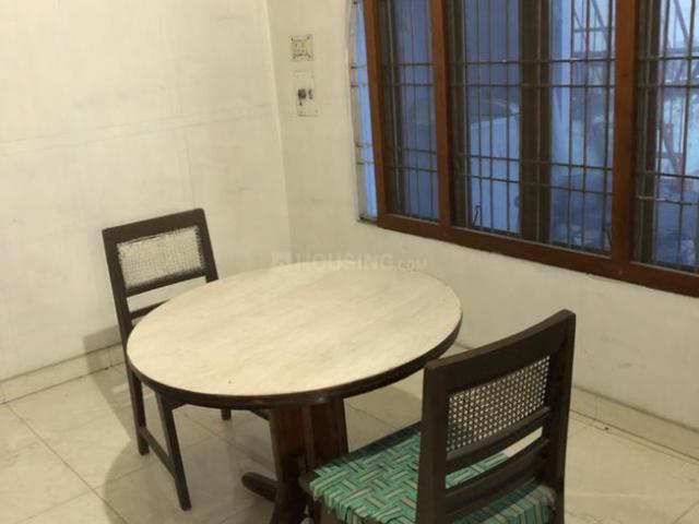 2 BHK Apartment in Qaiserbagh for rent Lucknow. The reference number is 21071665