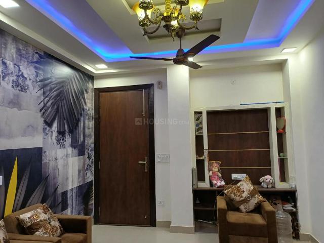 2 BHK Apartment in Hastsal for rent New Delhi. The reference number is 21105884