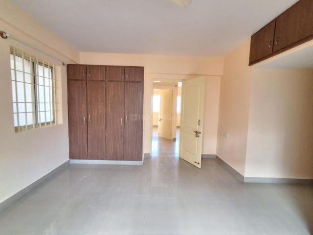 2 BHK Apartment in Hebbal Kempapura for rent Bengaluru. The reference number is 21194857