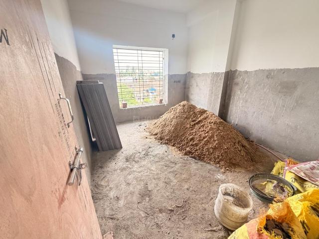 2 BHK Apartment in Hindmotor for resale Hooghly. The reference number is 21339574