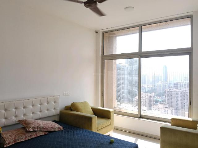 2 BHK Apartment in Hiranandani Estate for rent Thane. The reference number is 18723520