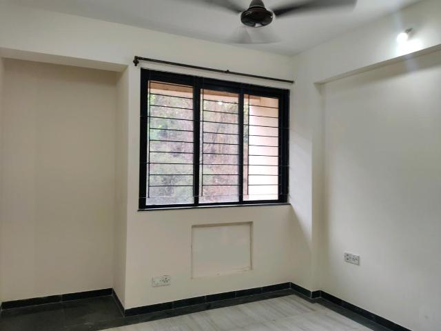 2 BHK Apartment in Hiranandani Estate for rent Thane. The reference number is 19493448