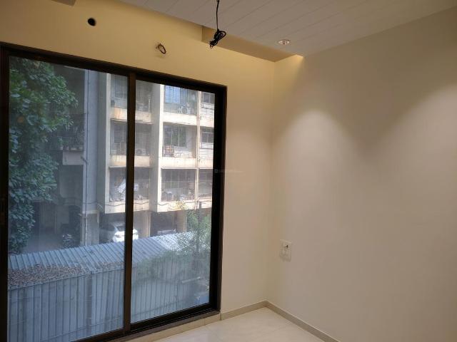 2 BHK Apartment in Hiranandani Estate for rent Thane. The reference number is 19983673