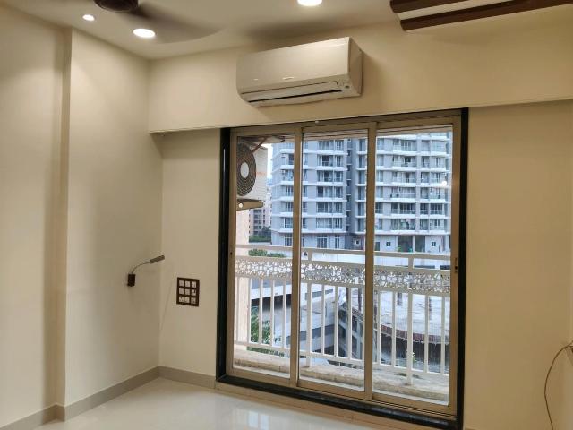 2 BHK Apartment in Hiranandani Estate for rent Thane. The reference number is 20429302