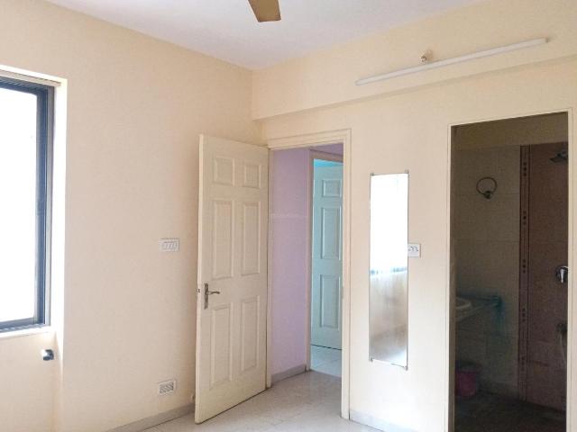 2 BHK Apartment in Hiranandani Estate for rent Thane. The reference number is 20659826