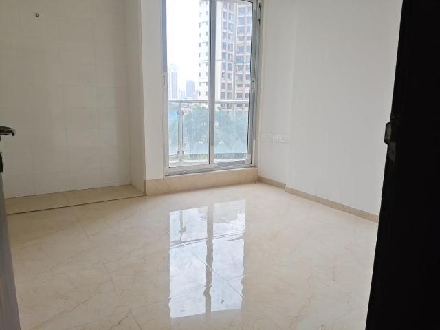2 BHK Apartment in Hiranandani Estate for rent Thane. The reference number is 20913307
