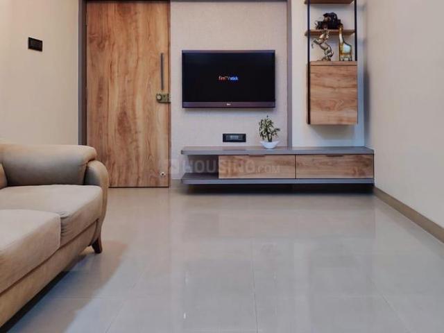 2 BHK Apartment in Hiranandani Estate for rent Thane. The reference number is 21177072