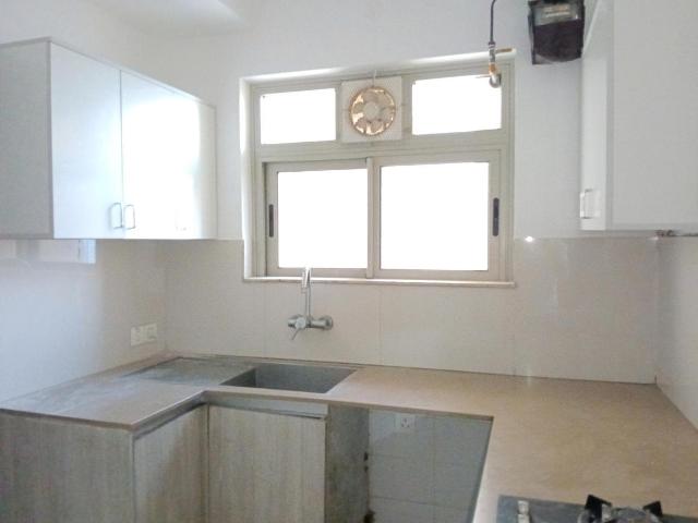 2 BHK Apartment in Hiranandani Estate for resale Thane. The reference number is 17696649