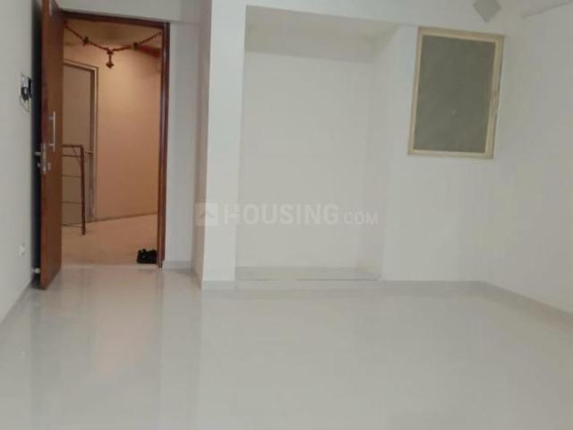2 BHK Apartment in Hiranandani Estate for resale Thane. The reference number is 17050394