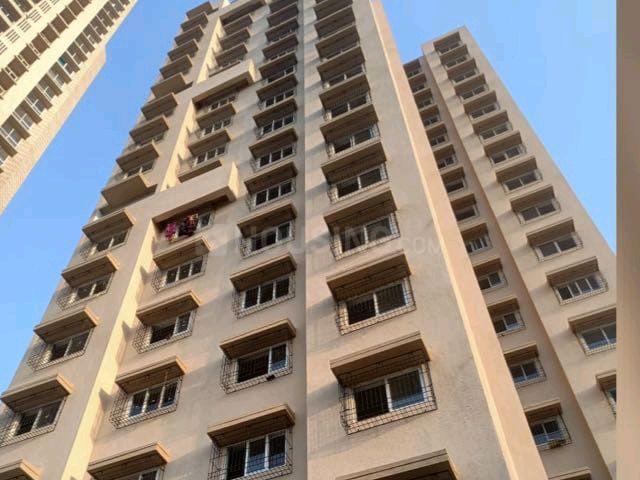 2 BHK Apartment in Hiranandani Estate for resale Thane. The reference number is 19686514