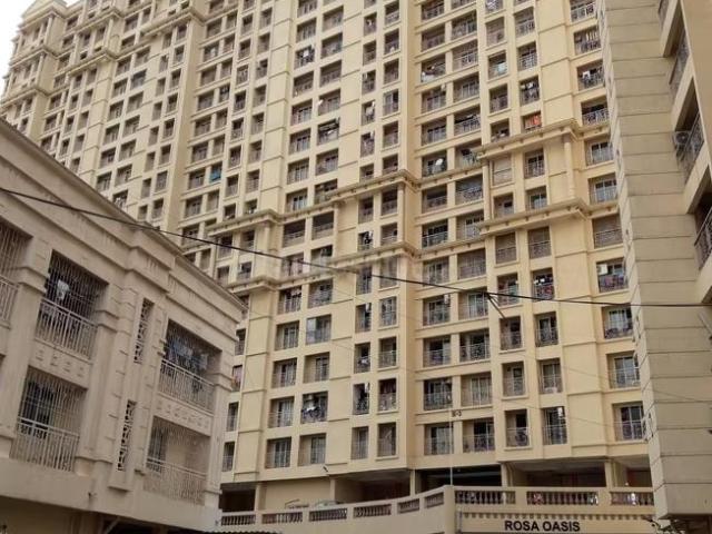 2 BHK Apartment in Hiranandani Estate for resale Thane. The reference number is 19989435