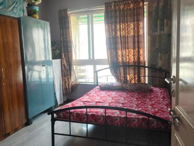 2 BHK Apartment in Hiranandani Estate for resale Thane. The reference number is 21026108