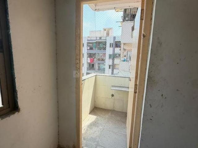 2 BHK Apartment in India Colony for rent Ahmedabad. The reference number is 21236875