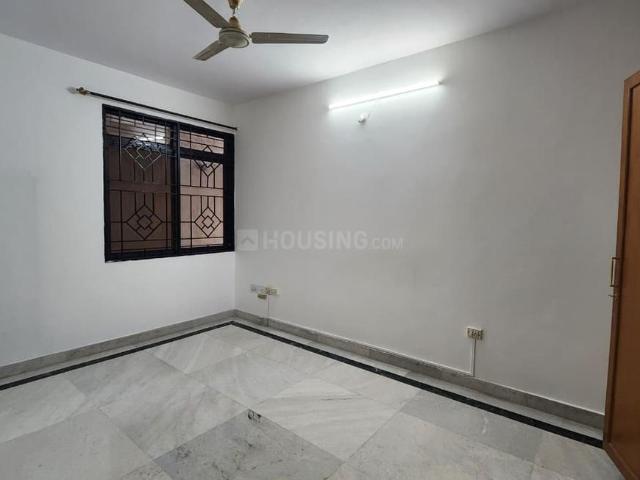2 BHK Apartment in Indira Nagar for rent Bengaluru. The reference number is 18371770