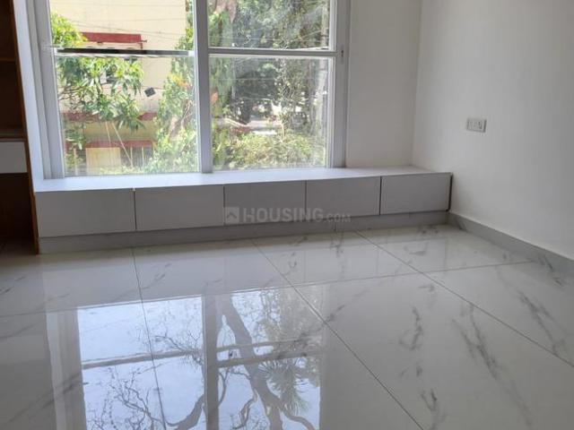 2 BHK Apartment in Indira Nagar for rent Bengaluru. The reference number is 20642604