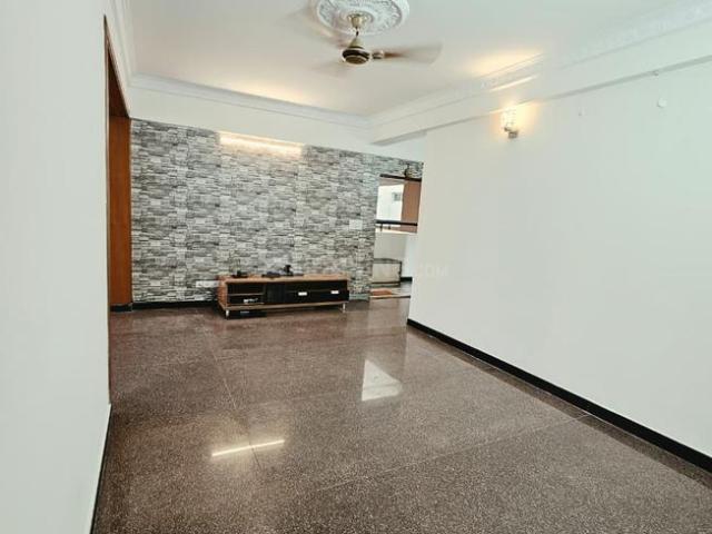 2 BHK Apartment in Indira Nagar for rent Bengaluru. The reference number is 20904493