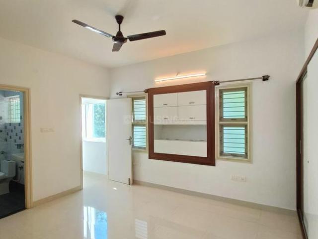 2 BHK Apartment in Indira Nagar for rent Bengaluru. The reference number is 20905537