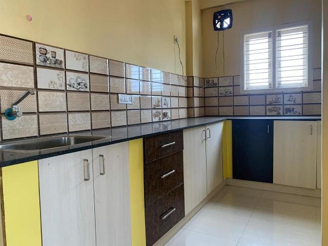 2 BHK Apartment in Indira Nagar for rent Bengaluru. The reference number is 20932353