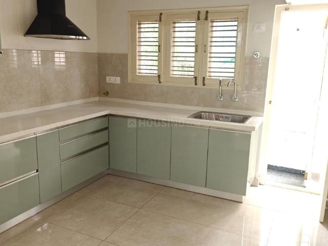 2 BHK Apartment in Indira Nagar for rent Bengaluru. The reference number is 21346470
