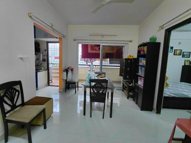 2 BHK Apartment in Indira Nagar for rent Bengaluru. The reference number is 21351963