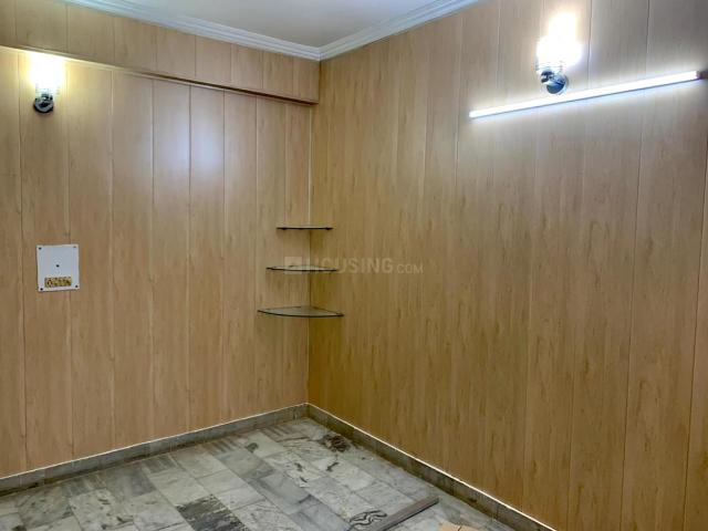 2 BHK Apartment in Indira Nagar for rent Lucknow. The reference number is 13212452