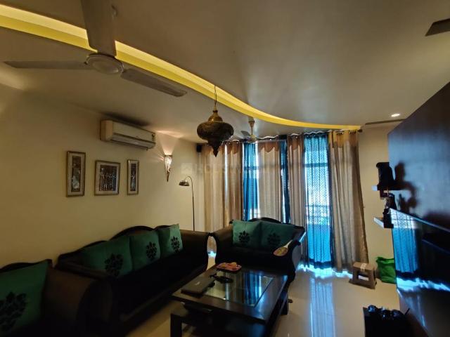 2 BHK Apartment in Indirapuram for rent Ghaziabad. The reference number is 18981819
