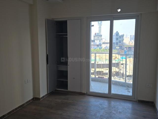 2 BHK Apartment in Indirapuram for rent Ghaziabad. The reference number is 19182379