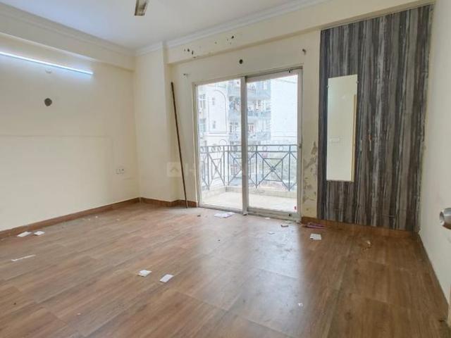 2 BHK Apartment in Indirapuram for rent Ghaziabad. The reference number is 19247372
