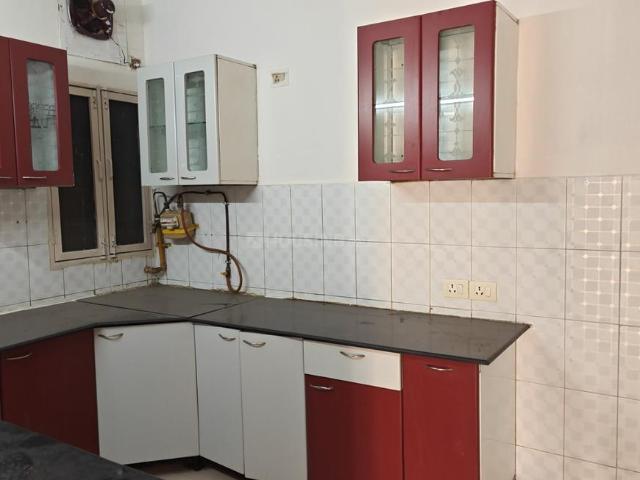 2 BHK Apartment in Indirapuram for rent Ghaziabad. The reference number is 19256058