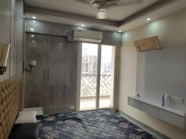 2 BHK Apartment in Indirapuram for rent Ghaziabad. The reference number is 20358486