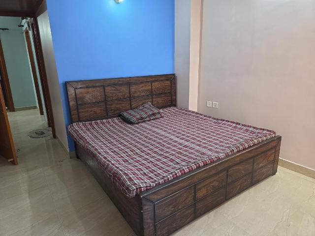 2 BHK Apartment in Indirapuram for rent Ghaziabad. The reference number is 20506780