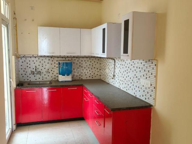 2 BHK Apartment in Indirapuram for rent Ghaziabad. The reference number is 20867529