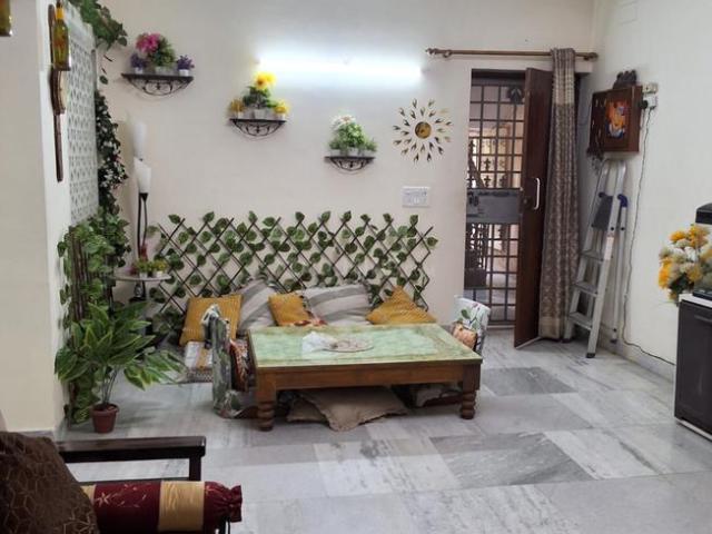 2 BHK Apartment in Indirapuram for rent Ghaziabad. The reference number is 21099874