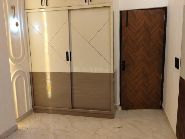 2 BHK Apartment in Indirapuram for rent Ghaziabad. The reference number is 21129869