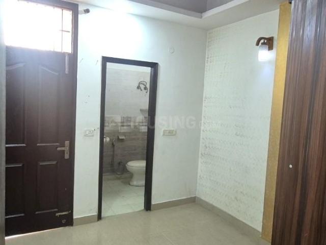 2 BHK Apartment in Indirapuram for rent Ghaziabad. The reference number is 21134607