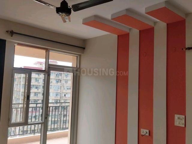 2 BHK Apartment in Indirapuram for rent Ghaziabad. The reference number is 21136484