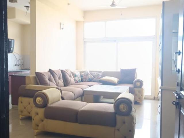 2 BHK Apartment in Indirapuram for rent Ghaziabad. The reference number is 21139145