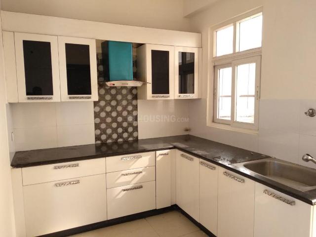 2 BHK Apartment in Indirapuram for rent Ghaziabad. The reference number is 21178209
