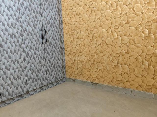 2 BHK Apartment in Indirapuram for rent Ghaziabad. The reference number is 21335069