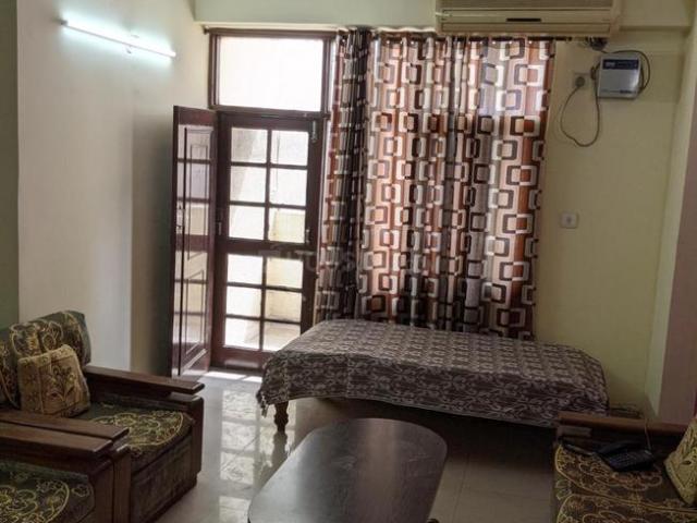 2 BHK Apartment in Indirapuram for rent Ghaziabad. The reference number is 21344355